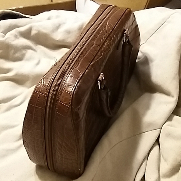 Vintage Saks Fifth Avenue Faux Alligator Purse - Picture 8 of 8